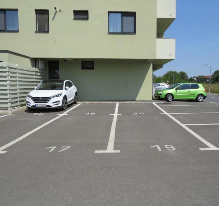Amazing Apartament With Garden Bucharest Airport Self Check-In!! Otopeni Exterior photo